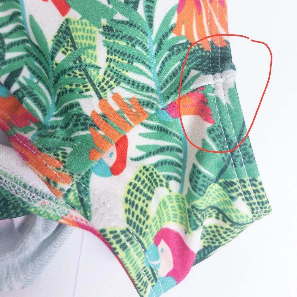 Old Navy Rash Guard Swimsuit Set Kids 4T White Tropical Parrot Long Sleeve 2pc